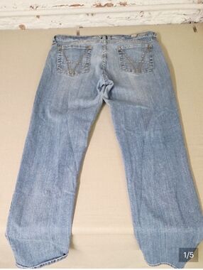 Kut from the Kloth Light Blue Relaxed Straight Jeans Size 10